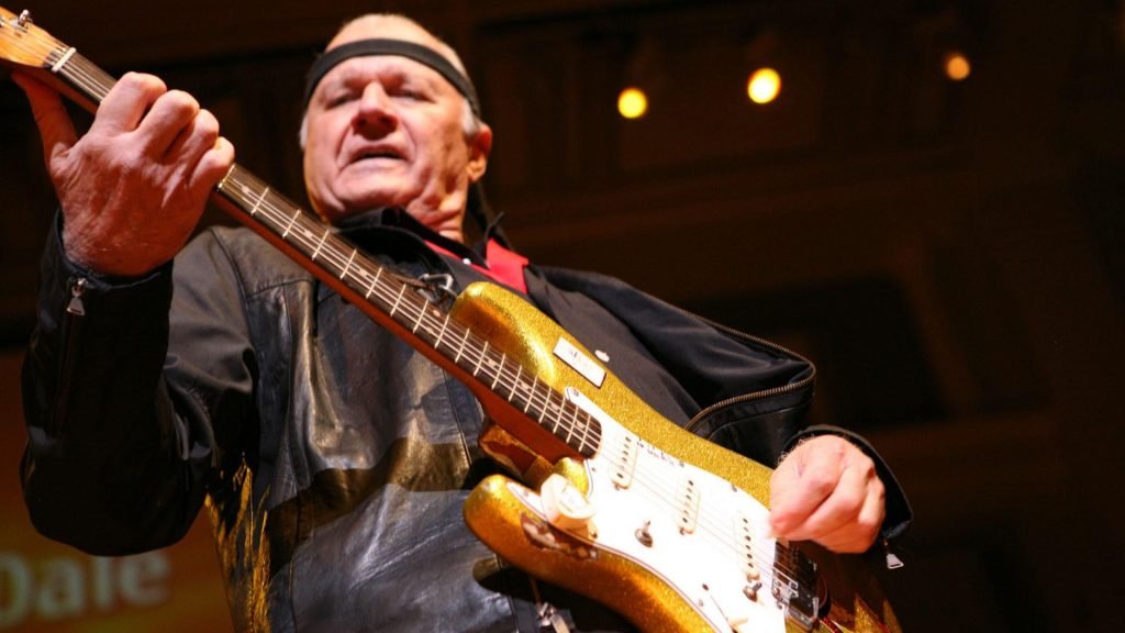 Dick Dale criou a surf music
